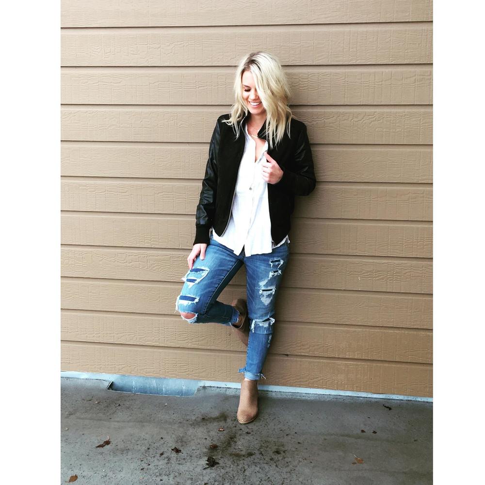 Meet your Posher, Whitnee